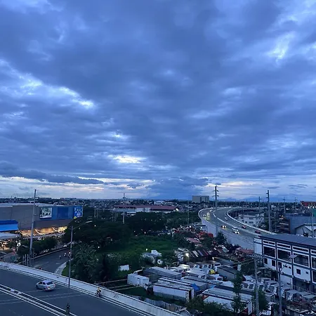 Paranaque Inn